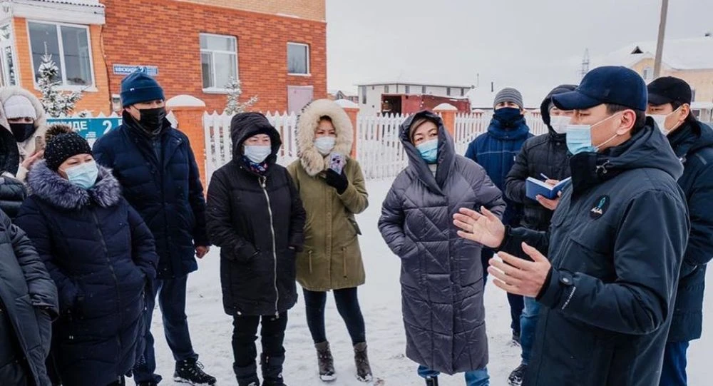 Аким Нур-Султана пообещал провести водопровод в ЖМ 