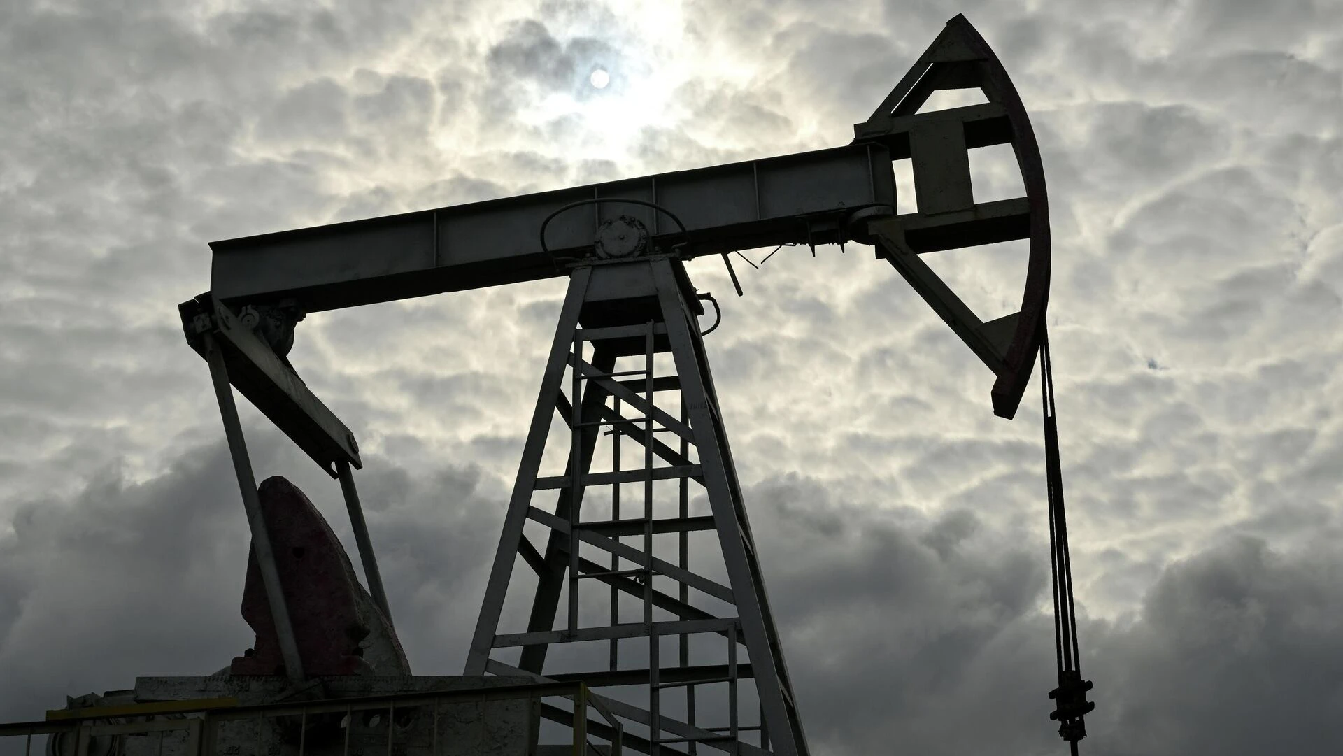 Цена на нефть марки Brent превысила $126 за баррель