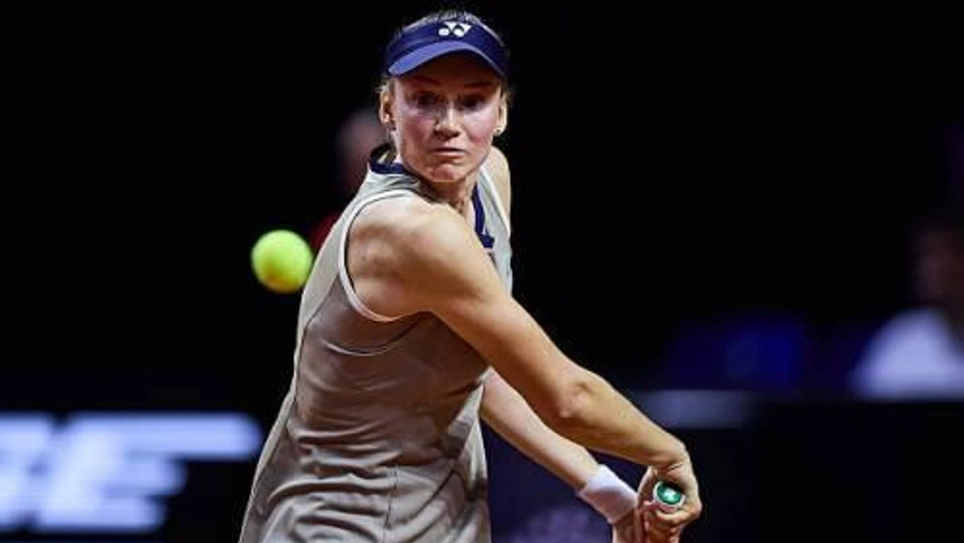 Елена Рыбакина вышла в финал и оказалась в шаге от очередного титула в Штутгарте