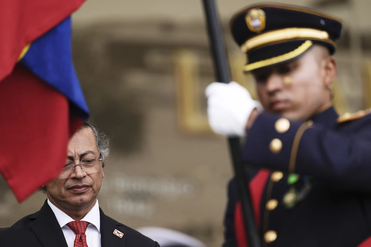 4 minuti faGustavo Petro non è stato poi così rivoluzionarioIl presidente colombiano, il primo di sinistra dopo decenni, aveva promesso di stravolgere il sistema: non è andata così