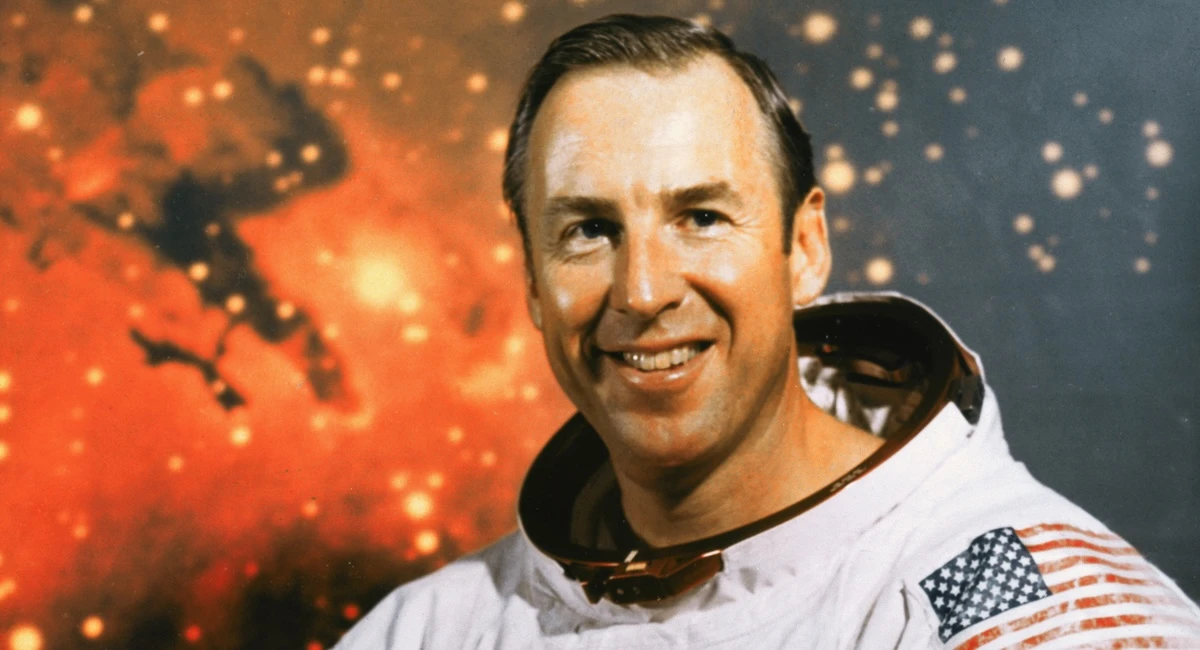 1 minuto faÈ morto Jim Lovell, il comandante della missione Apollo 13Fu l'astronauta che nel 1970 disse la celebre frase «Houston, abbiamo avuto un problema»: aveva 97 anni