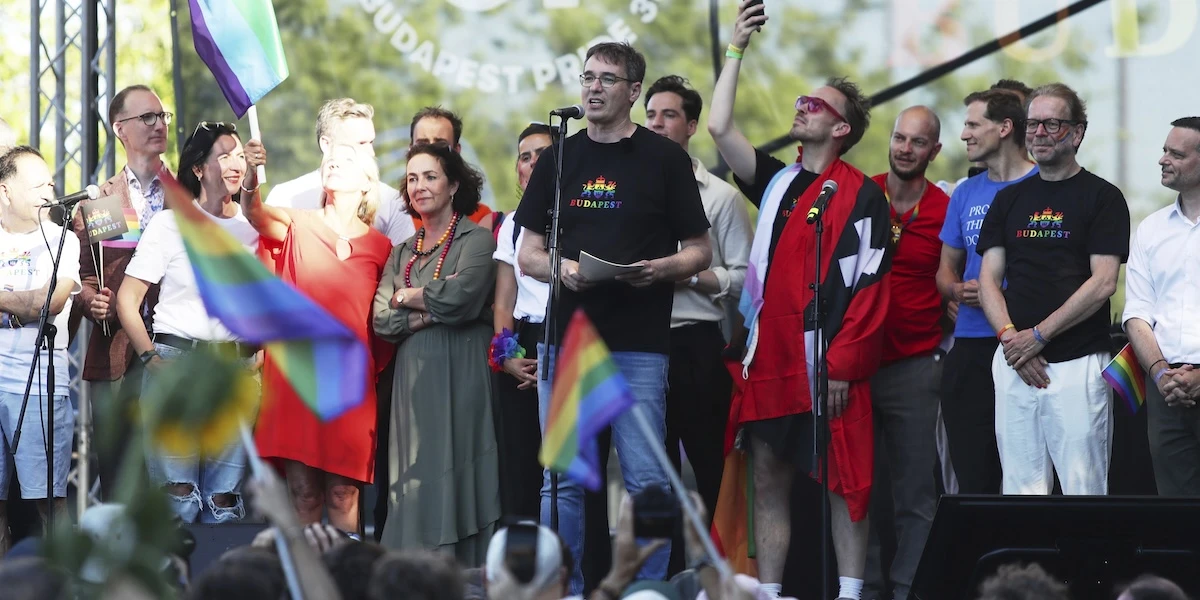 3 minuti faIl sindaco di Budapest ha detto di essere un sospettato nell’indagine sugli organizzatori del Pride in città