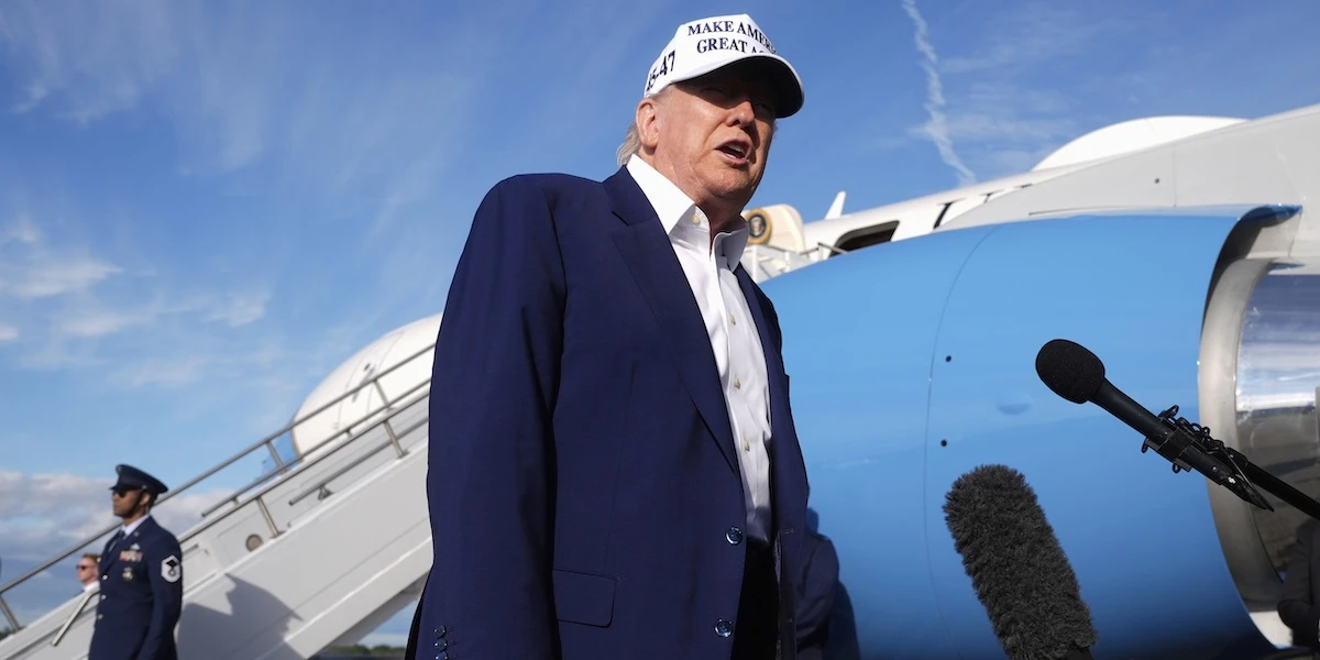 Trump ha detto che Putin è «completamente IMPAZZITO»Ha criticato l'esteso attacco aereo russo sull'Ucraina nel fine settimana, ma anche la reazione di Zelensky