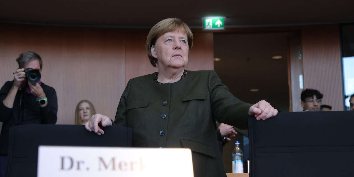 Ad Angela Merkel non è piaciuta l’alleanza del suo partito con l’estrema destraE l'ha fatto sapere con un raro comunicato pubblico, in cui critica la decisione della CDU di far approvare una mozione grazie ai voti di AfD