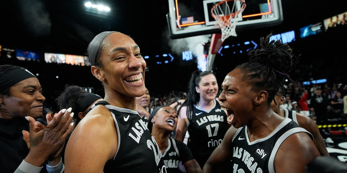 5 minuti faLe Las Vegas Aces hanno vinto la WNBAHanno battuto le Phoenix Mercury ed è la loro terza vittoria in quattro anni del campionato femminile di basket statunitense