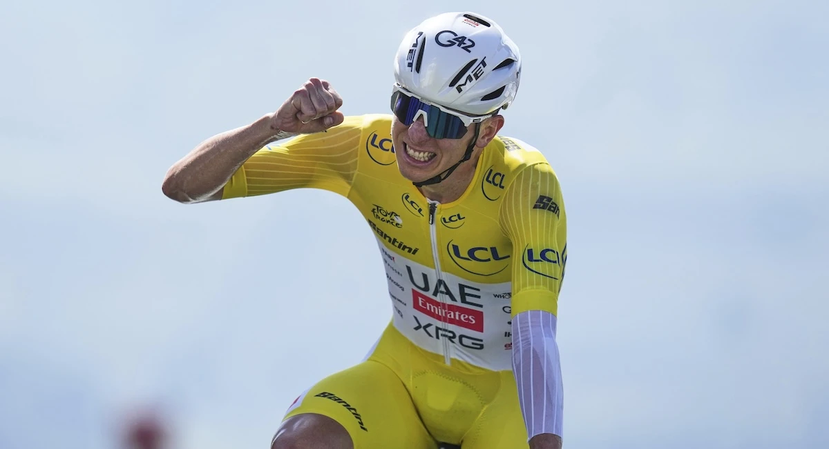pochi secondi faTadej Pogačar è ineluttabile?Da due anni sembra di sì, visto quanto vince e come ha vinto di nuovo il Tour de France: ma qualcosa a cui appigliarsi c'è