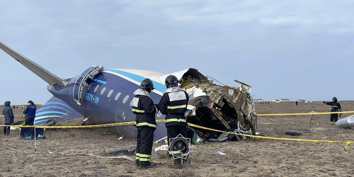 4 minuti faLa Russia ha ammesso di avere abbattuto l’aereo di linea azero precipitato nel 2024Morirono 38 persone: Putin ha detto che fu un errore della contraerea russa