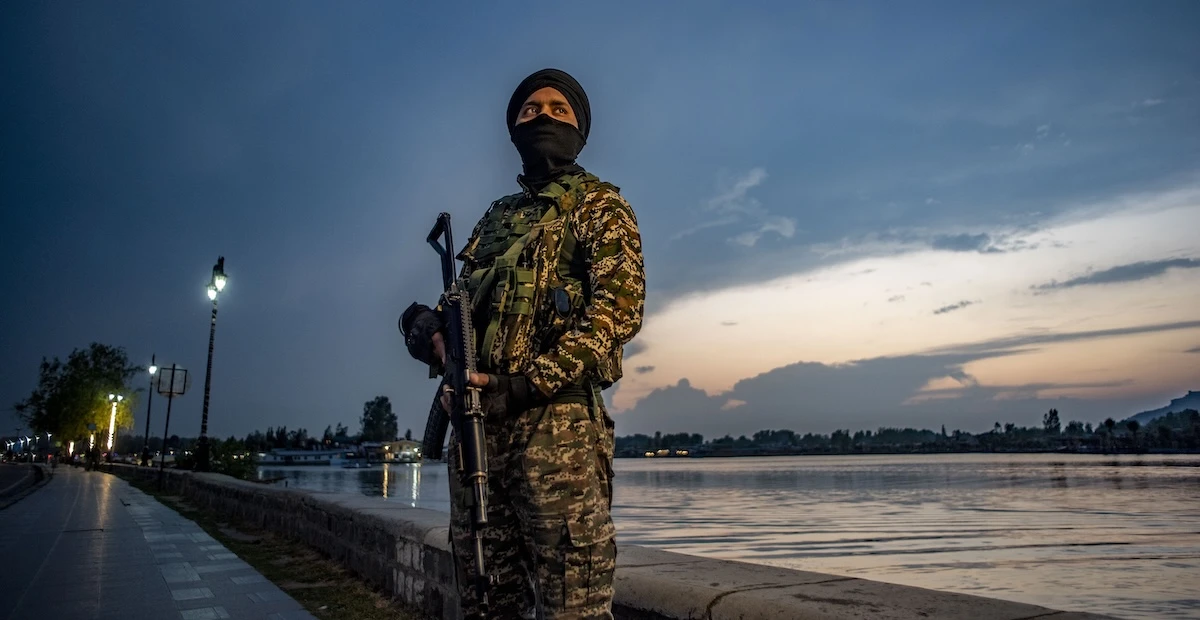 Il Pakistan ha una risorsa nelle trattative con l’India: il suo spazio aereoDopo il cessate il fuoco, che ora regge, ci saranno i negoziati: buona parte dei voli indiani passa sopra il paese rivale e la chiusura crea grandi danni economici