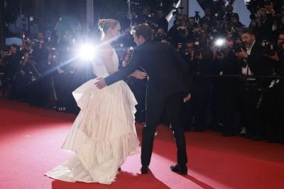 Le foto di sabato a CannesCon Jennifer Lawrence e Robert Pattinson per “Die, My Love” e il regista Richard Linklater per “Nouvelle vague”, tra gli altri