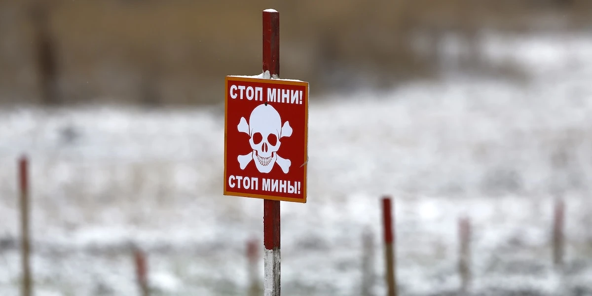 2 minuti faLa Convenzione contro le mine antiuomo continua a perdere pezziNegli ultimi mesi i paesi baltici, la Finlandia, la Polonia e l'Ucraina hanno annunciato di volersi ritirare, per difendersi dalla Russia