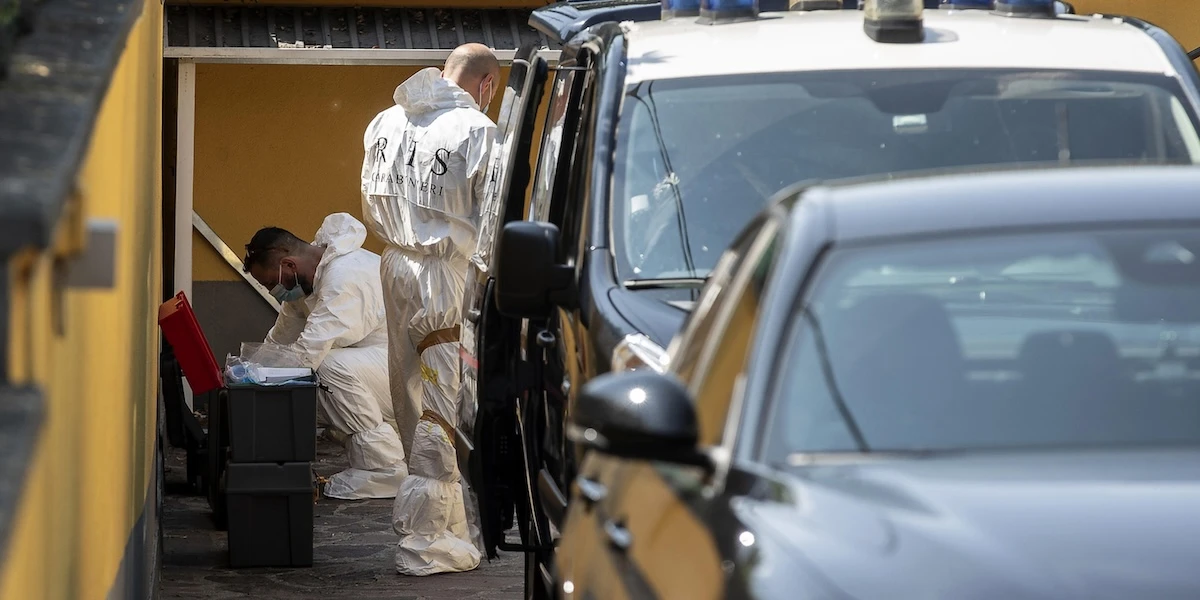 Chiara Petrolini, la donna accusata di avere ucciso e sepolto due figli neonati vicino a Parma, è stata rinviata a giudizio