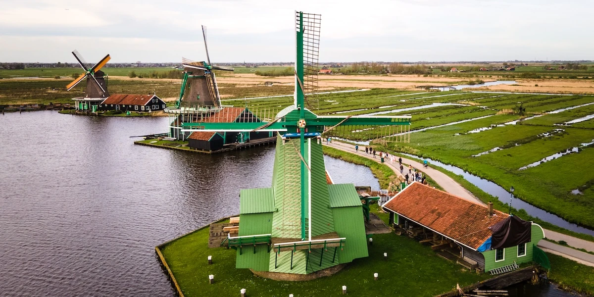 2 minuti faBisognerà pagare per vedere i tipici mulini a vento olandesiLa località di Zaanse Schans, dove ci sono i più famosi, introdurrà un biglietto da 17 euro per contenere il turismo