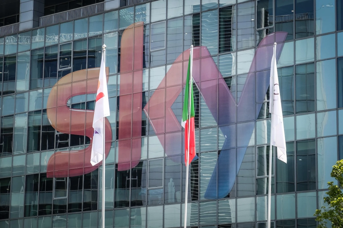 pochi secondi faSky ha chiesto a TIM e DAZN fino a 1,9 miliardi di euro di danni per un accordo del 2021 sui diritti della Serie A di calcio