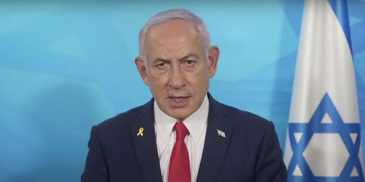 Netanyahu ha detto che Israele riprenderà i bombardamenti nella Striscia di GazaPer il primo ministro israeliano gli attacchi della notte scorsa erano «solo l'inizio» e i negoziati proseguiranno «sotto il fuoco»