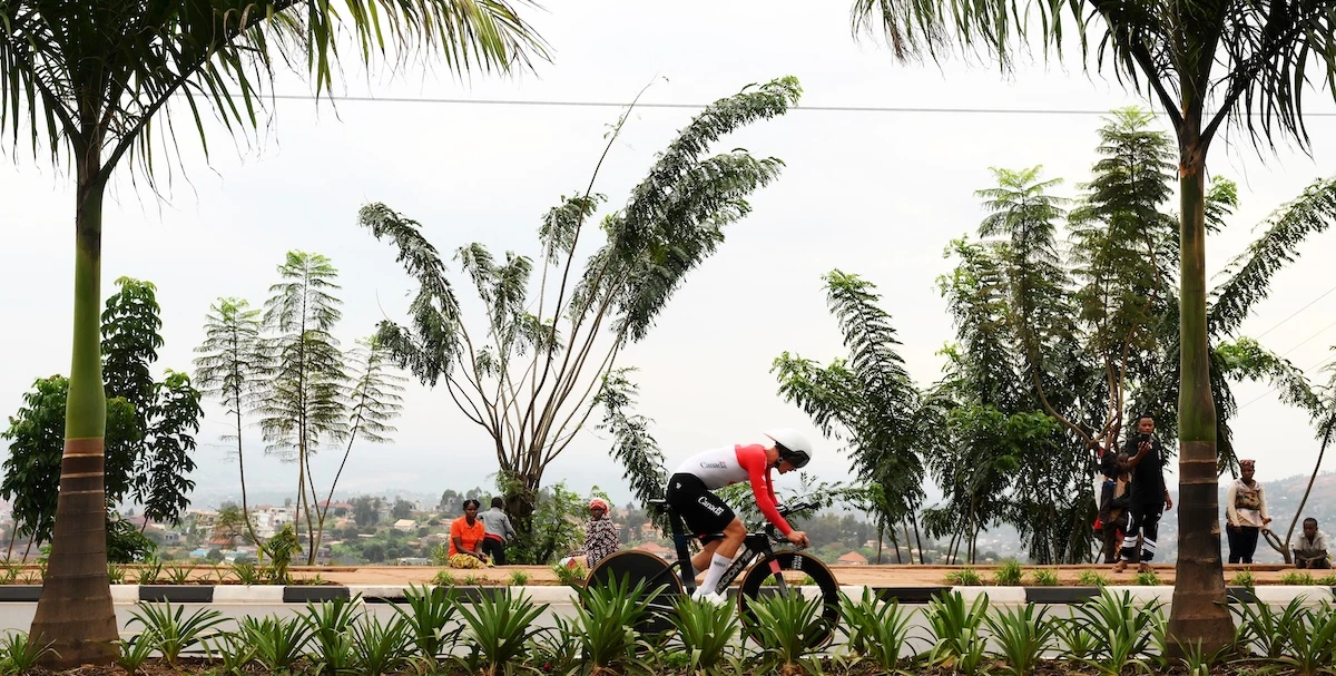 5 minuti faLe strade del Ruanda erano già pronte per il ciclismoNon per niente è noto come 