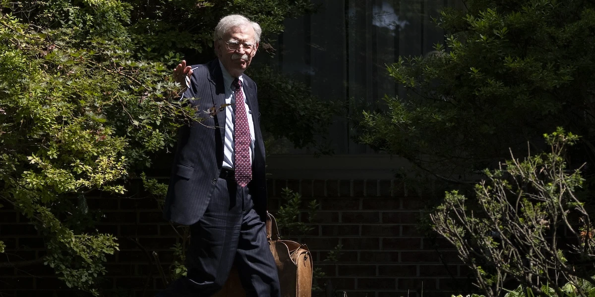 4 minuti faJohn Bolton, ex alleato di Trump e ora un suo noto critico, è stato incriminato per cattiva gestione di informazioni riservate