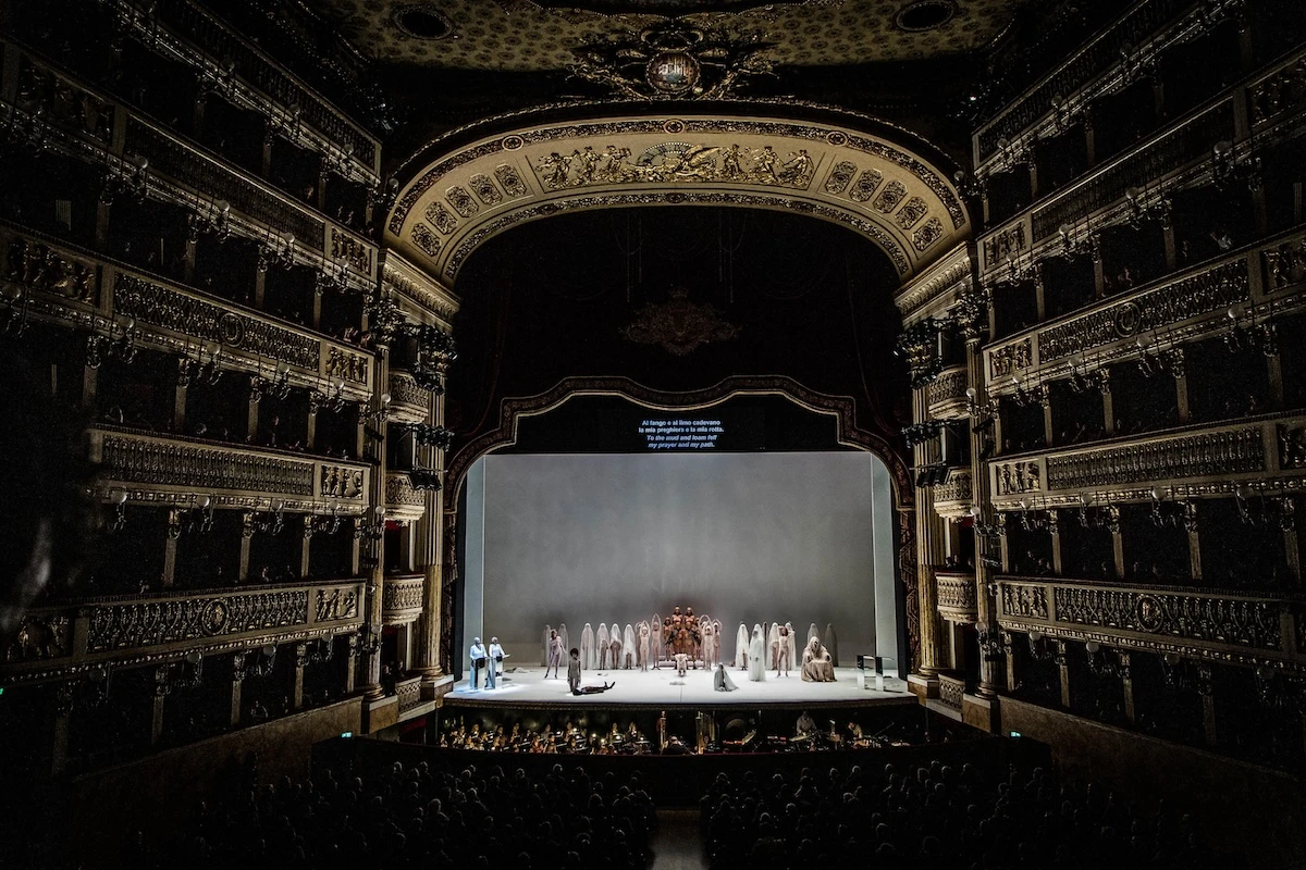 1 minuto faL’indagine sulla gestione del Teatro San Carlo di NapoliRiguarda compensi agli artisti che sarebbero stati gonfiati in modo illecito, tra le altre cose, ed è indagato l'ex sovrintendente Stéphane Lissner
