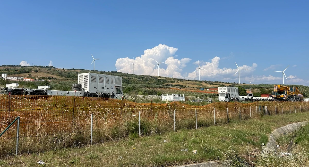 pochi secondi faL’alta velocità Salerno-Reggio Calabria arriverà a malapena in CalabriaGli unici progetti esistenti si fermano più di 250 chilometri prima, nonostante i grandi annunci del ministro Salvini