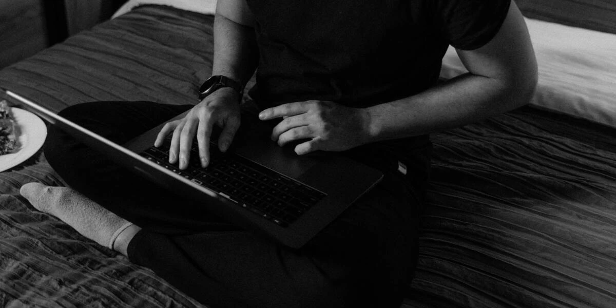 4 minuti faLa verifica dell’età per accedere ai siti porno piace molto alle aziende di VPNI servizi che aggirano i blocchi geografici di chi si connette a internet fanno grandi affari quando entrano in vigore divieti come quello annunciato per l'Italia