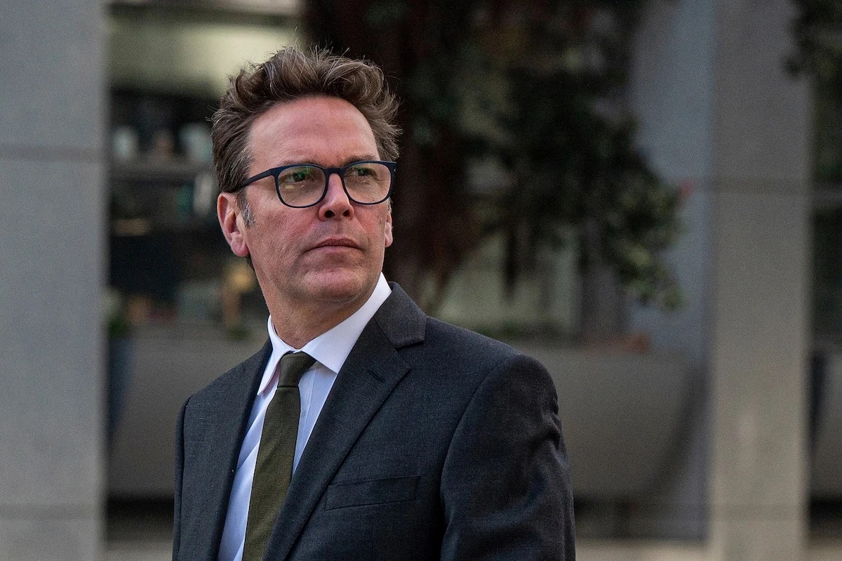 4 minuti faIl terzo Murdoch, JamesIl figlio minore del più potente imprenditore nei media è da tempo in rotta col padre, e ora ha fatto un grosso acquisto nel settore