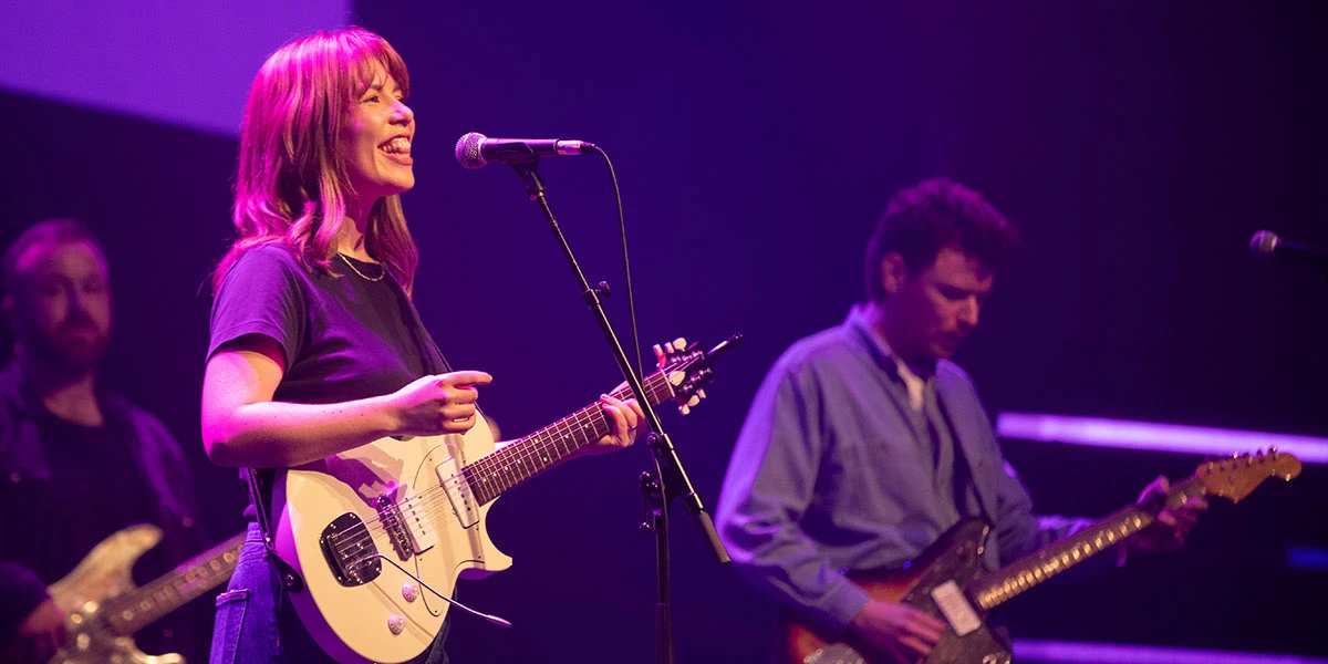 4 minuti faUna canzone di Niamh ReganE modi di dire