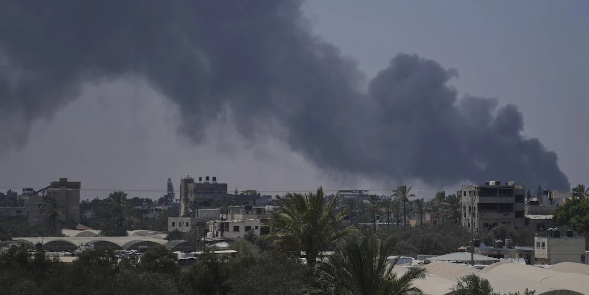 2 minuti faLunedì Israele ha attaccato anche alcuni edifici dell’OMS a Deir al Balah