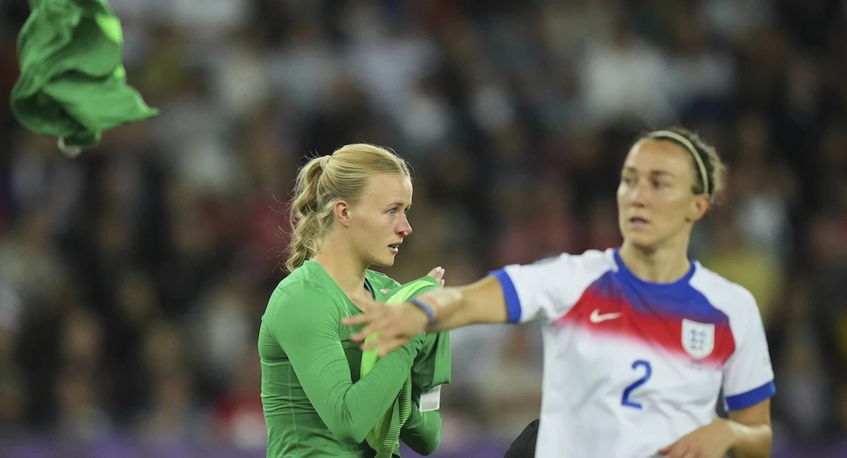 4 minuti faIn semifinale agli Europei l’Italia gioca contro di loroLa terzina d'esperienza, la portiera che giocava in attacco e altre due tra le tante calciatrici dell'Inghilterra da tenere d'occhio martedì sera