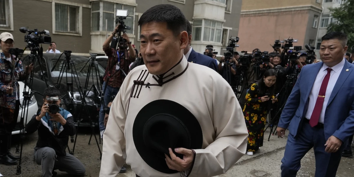 Il primo ministro della Mongolia si è dimesso dopo un altro scandalo legato a corruzione e disuguaglianze sociali 