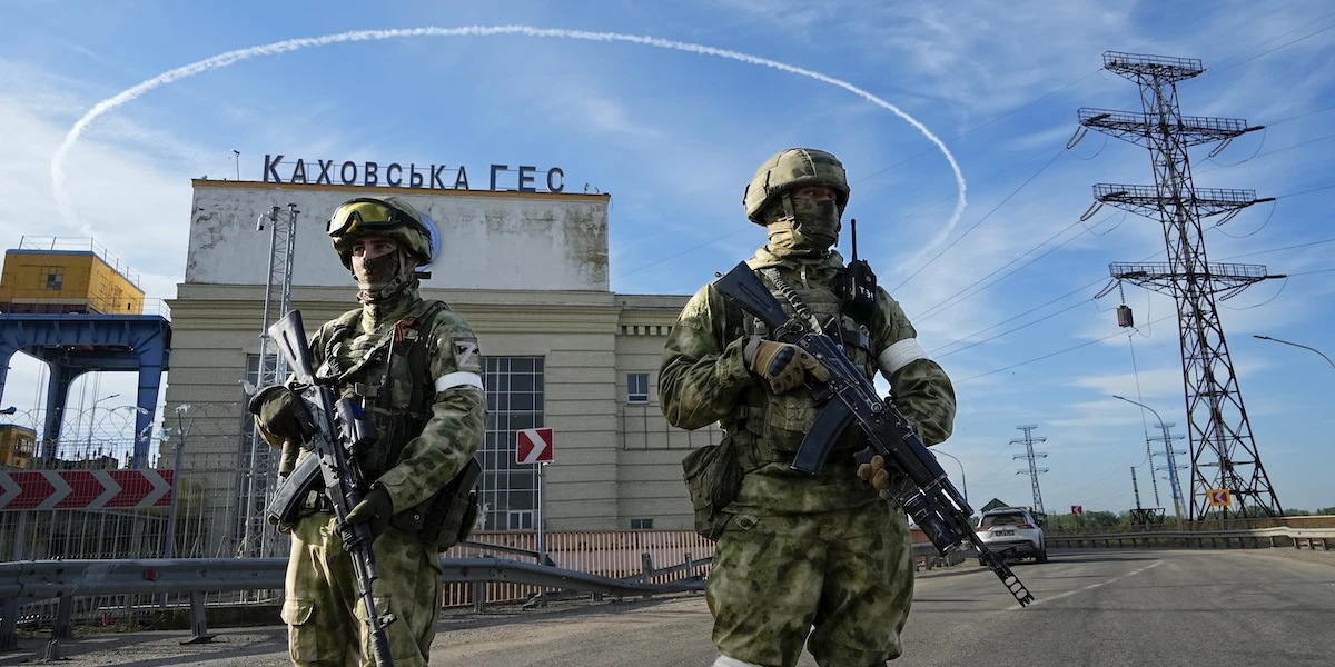 Tre persone sono state uccise e 35 ferite in un attacco ucraino contro un’importante industria militare in Russia