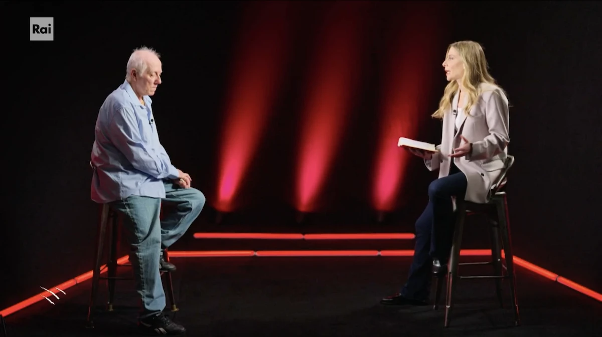 4 minuti faLa banda della Uno bianca agiva per conto dei servizi segreti?Lo ha detto in un'intervista televisiva Roberto Savi, il membro più importante ora in carcere: non è chiaro però perché abbia deciso di parlare solo ora