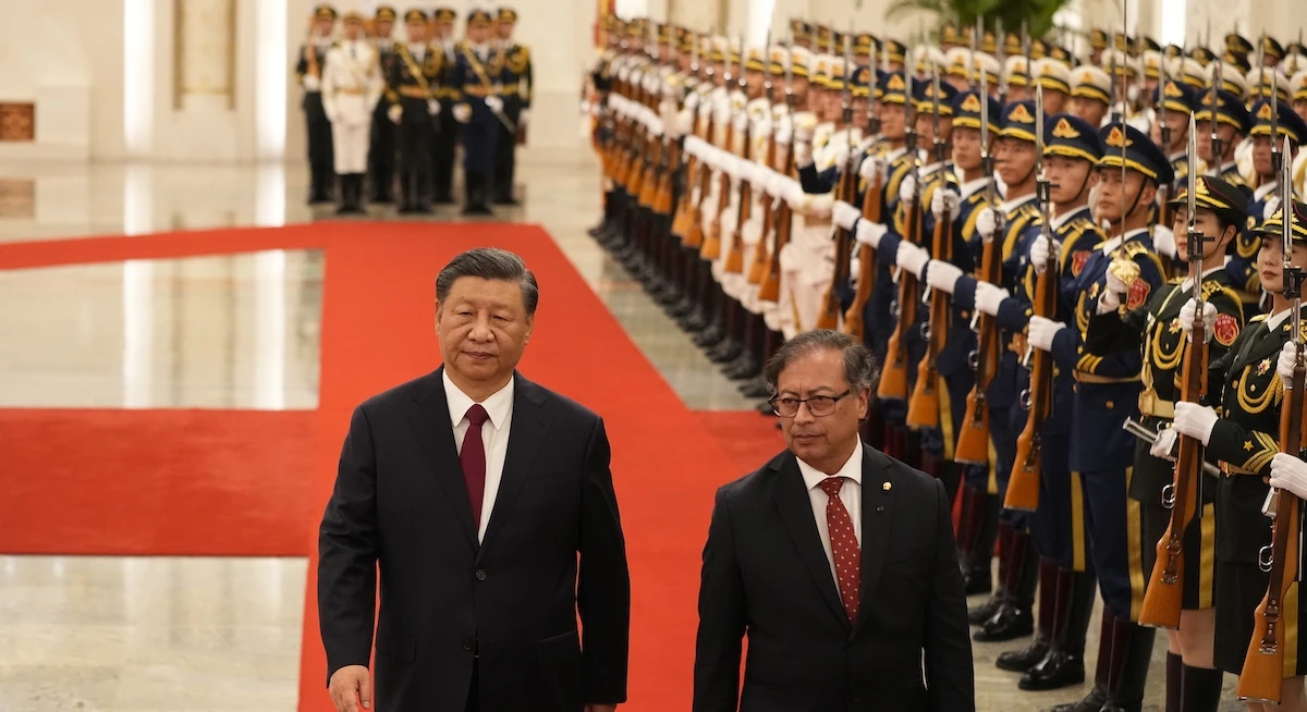 Un grosso alleato degli Stati Uniti è entrato nella “nuova Via della Seta” cineseÈ la Colombia, il cui presidente di sinistra Gustavo Petro ha un pessimo rapporto con Donald Trump