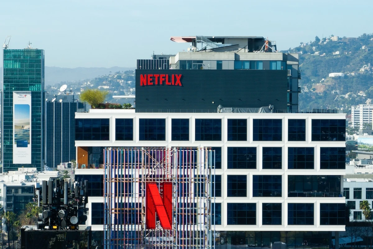 2 minuti faGli aumenti di prezzo di Netflix tra il 2017 e il 2024 erano illegittimiLo ha stabilito il tribunale di Roma: ora la piattaforma dovrà contattare i clienti coinvolti, che potranno richiedere un rimborso