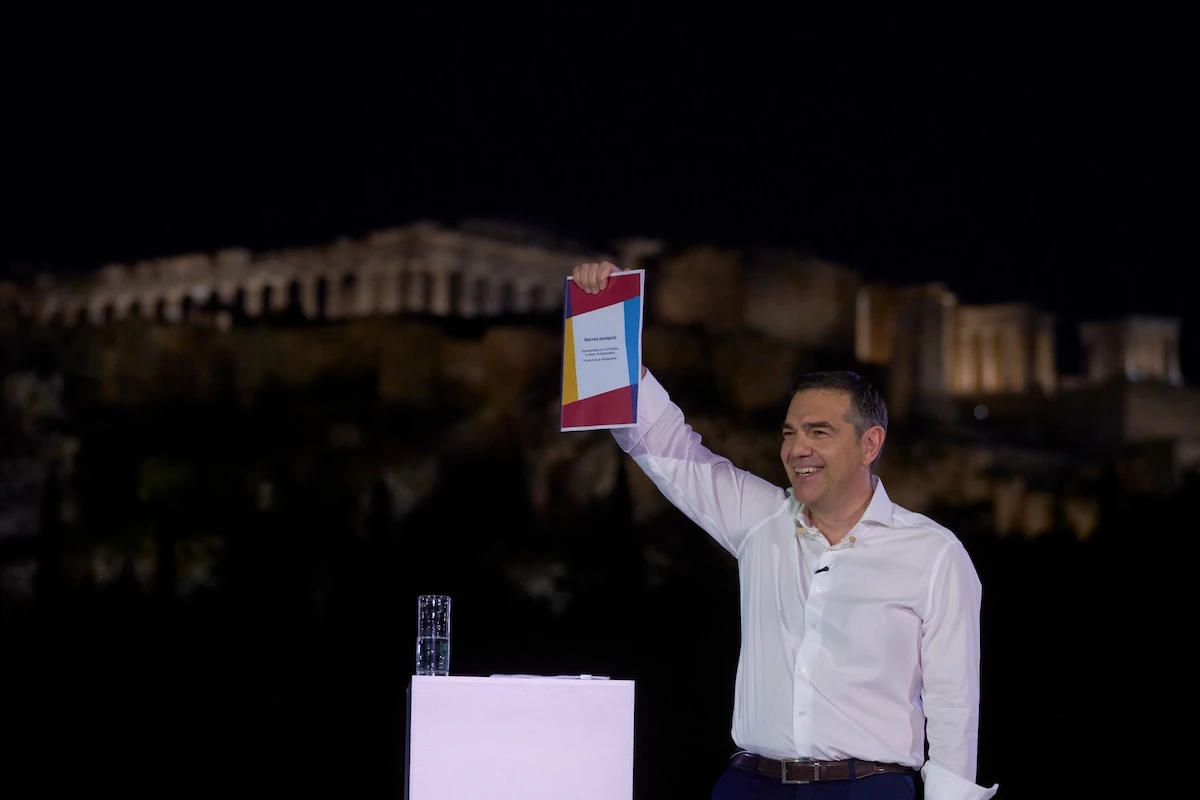 pochi secondi faIn Grecia l’ex primo ministro Alexis Tsipras ha fondato un nuovo partito, con cui spera di unire l’opposizione di sinistra