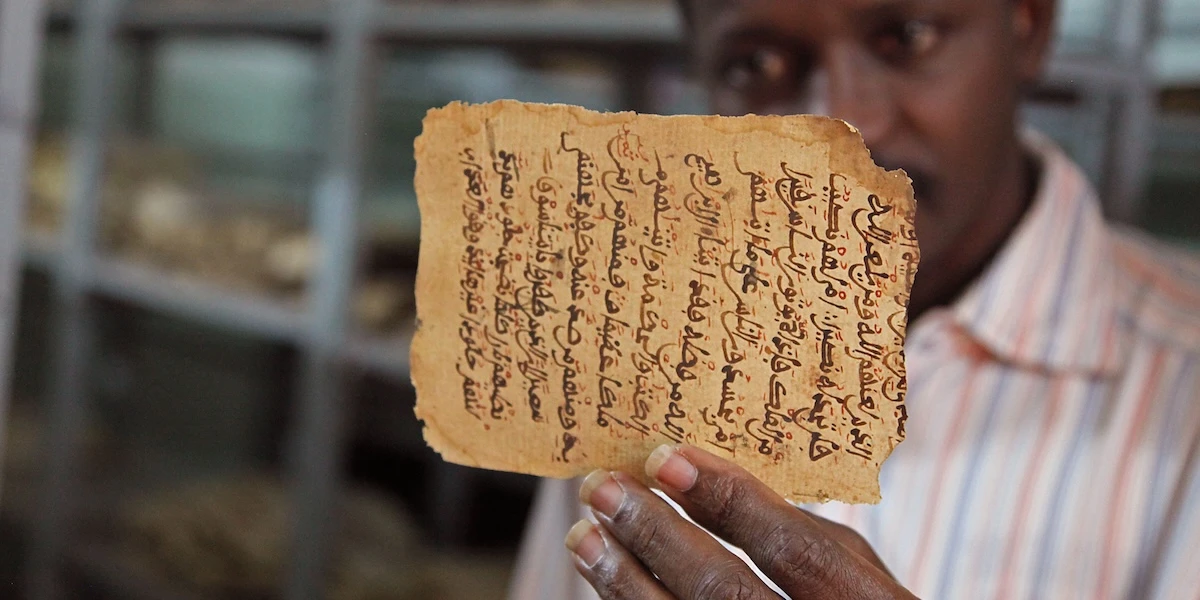 pochi secondi faIn Mali si discuteva moltissimo, da anni, di un corpo di manoscritti antichiNel 2012 il governo li aveva spostati da Timbuctu per proteggerli da un gruppo islamista: ora li sta restituendo alla città, dopo varie insistenze