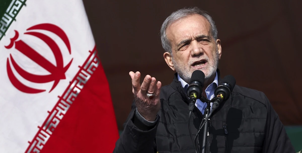 4 minuti faIl presidente dell’Iran Masoud Pezeshkian sarebbe stato ferito da un attacco israeliano il 16 giugno, secondo l’agenzia di stampa “Fars”