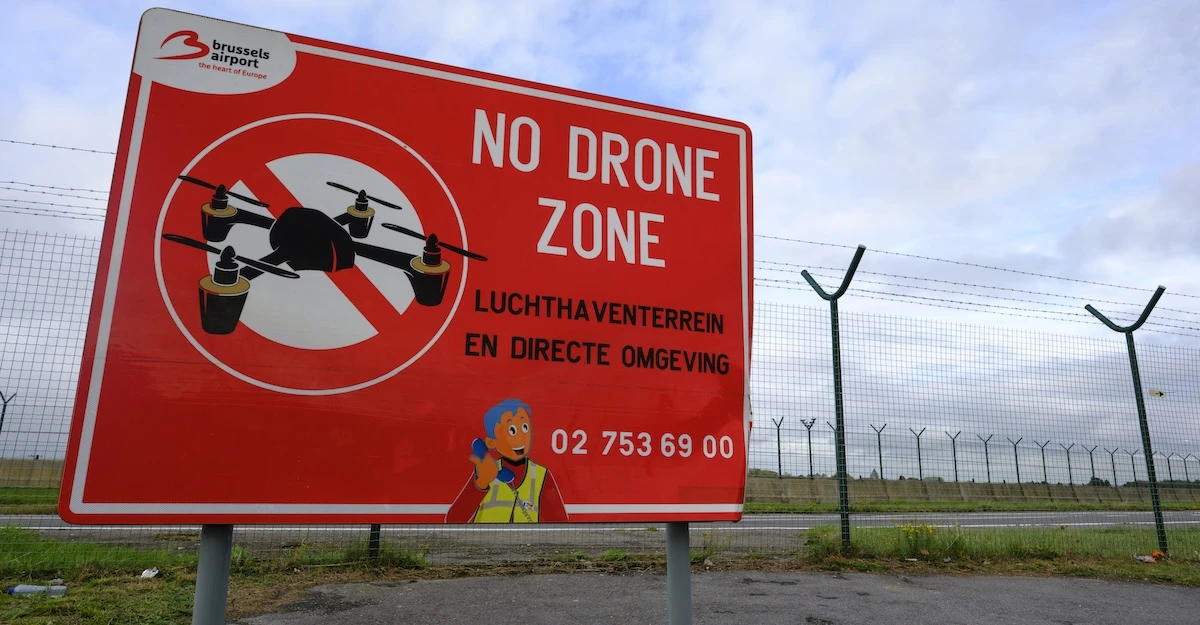 2 minuti faIl Regno Unito darà assistenza militare al Belgio dopo gli avvistamenti di droni attribuiti alla Russia