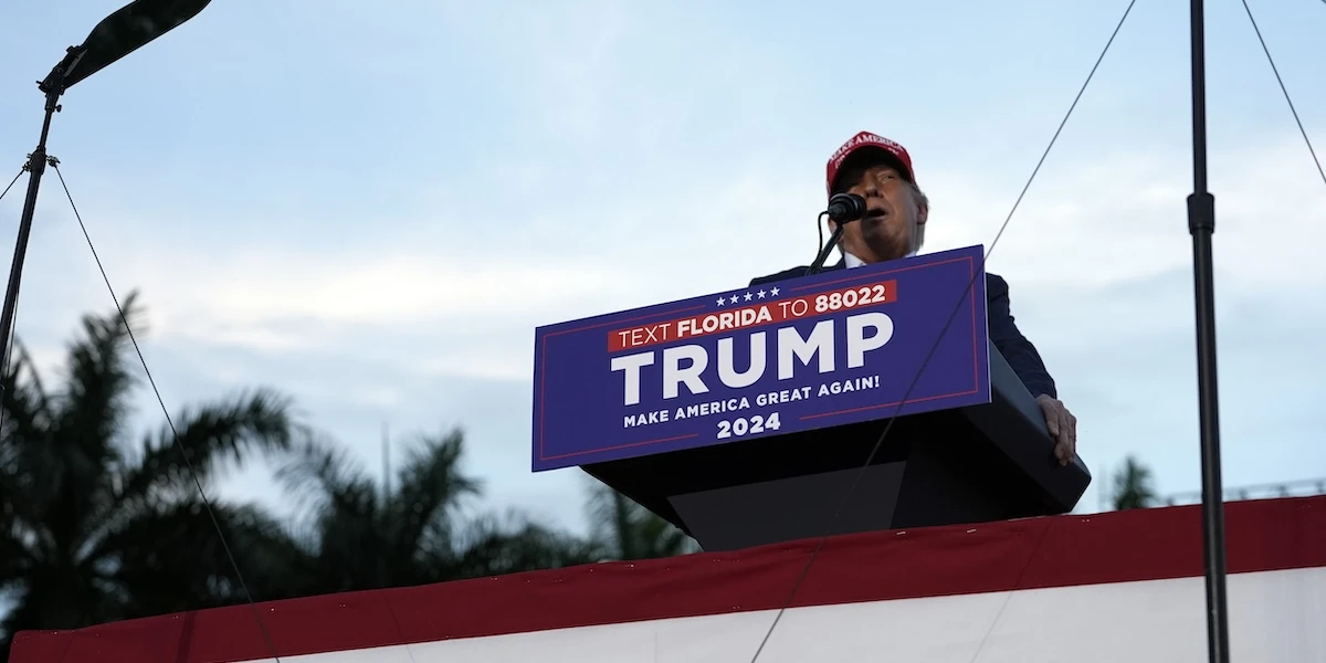 2 minuti faDonald Trump dice di voler organizzare il G20 del 2026 nel suo golf club a Miami