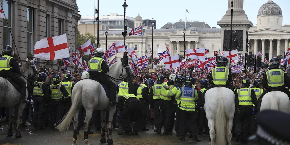 3 minuti faA Londra 110mila persone hanno partecipato a una manifestazione contro l’immigrazione