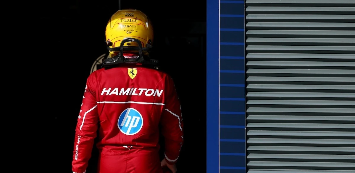 pochi secondi faLa Ferrari sta andando male, Lewis Hamilton peggioArriva quasi sempre dietro al compagno di squadra Charles Leclerc: era prevedibile per questa stagione, ma non fino a questo punto