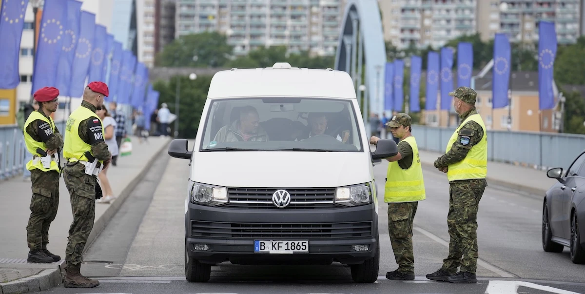 2 minuti faLa Polonia ha prorogato nuovamente i controlli alle frontiere con Germania e Lituania, con l’obiettivo di limitare l’immigrazione irregolare
