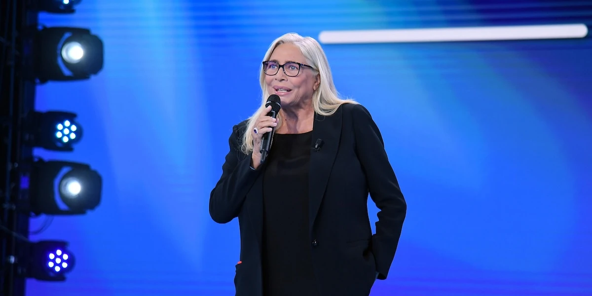 pochi secondi faPer la Rai l’anno non è iniziato beneA settembre Canale 5 ha superato stabilmente Rai 1 nelle fasce orarie più importanti, tra le altre cose sostituendo “Striscia la notizia”