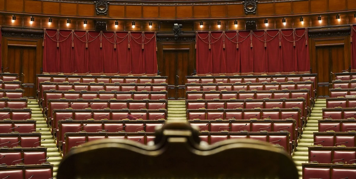 «Chissà quante ne vedi, tu, stando là dentro»Le domande che fareste a un giornalista parlamentare avranno risposta: arriva Montecit., la newsletter del Post sulla politica