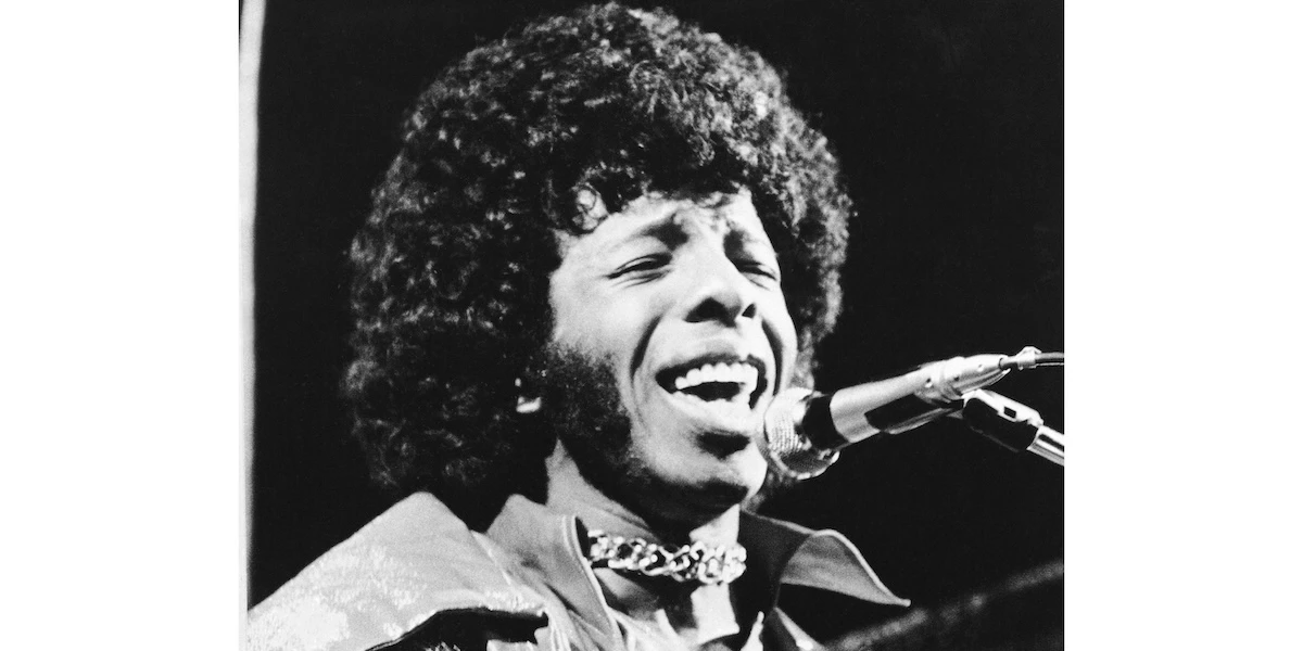 È morto a 82 anni il musicista statunitense Sly Stone, a capo degli Sly and the family stone