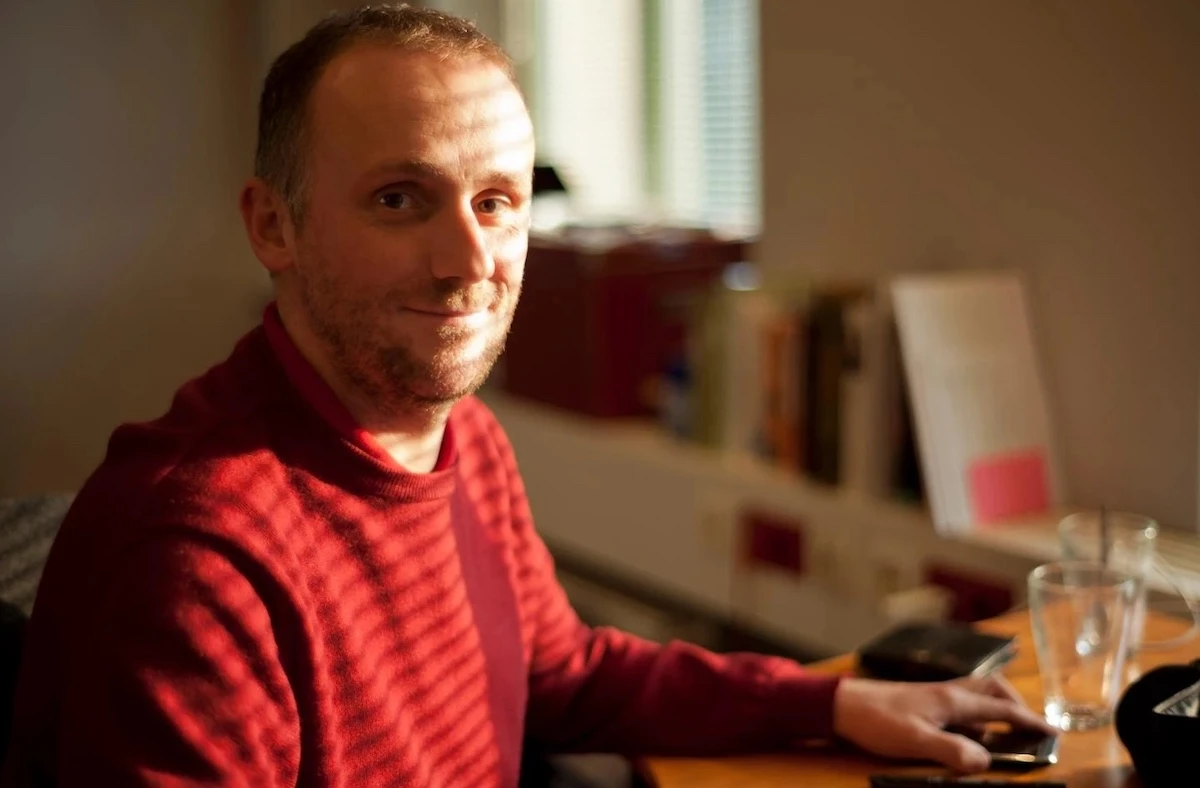 1 minuto faLa storia dietro il licenziamento di uno storico autore di TopolinoDopo 23 anni Roberto Gagnor non collaborerà più con la rivista per via di una serie di commenti sui social