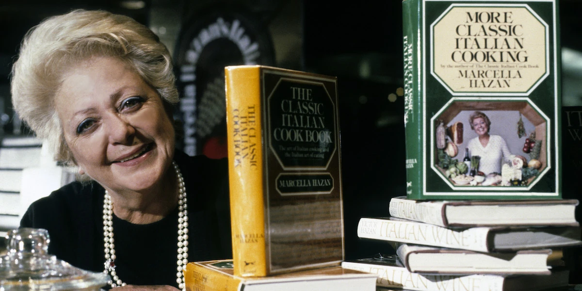 La più famosa cuoca italiana che non conoscetePerché i libri di ricette di Marcella Hazan erano pensati per gli Stati Uniti, dove ebbe enorme successo