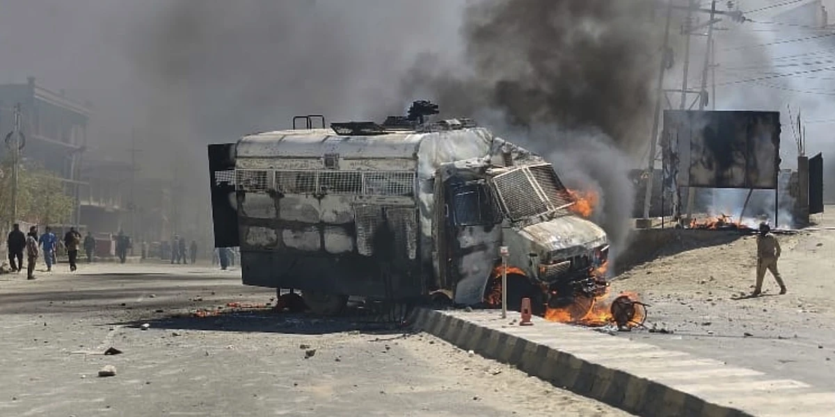 4 minuti faLe più violente proteste per l’autonomia del Ladakh degli ultimi anniNel nord dell'India i manifestanti chiedono di diventare uno stato federale: almeno quattro sono stati uccisi in scontri con la polizia