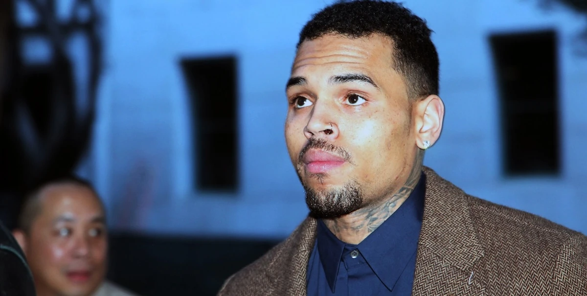 Il cantante statunitense Chris Brown è stato arrestato in Inghilterra per una presunta aggressione commessa nel 2023