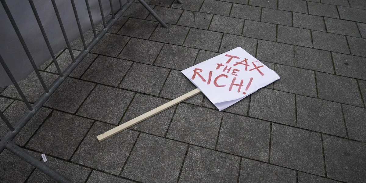 L’accordo dei paesi del G7 per escludere le multinazionali statunitensi dalla famigerata tassa minima globaleEd evitare così le ritorsioni promesse dal presidente degli Stati Uniti Donald Trump