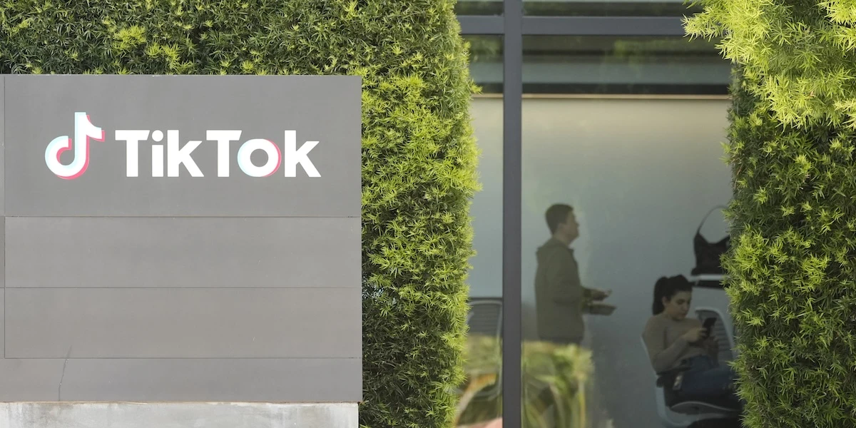 Donald Trump rinvierà per la terza volta l’entrata in vigore del cosiddetto “TikTok ban”