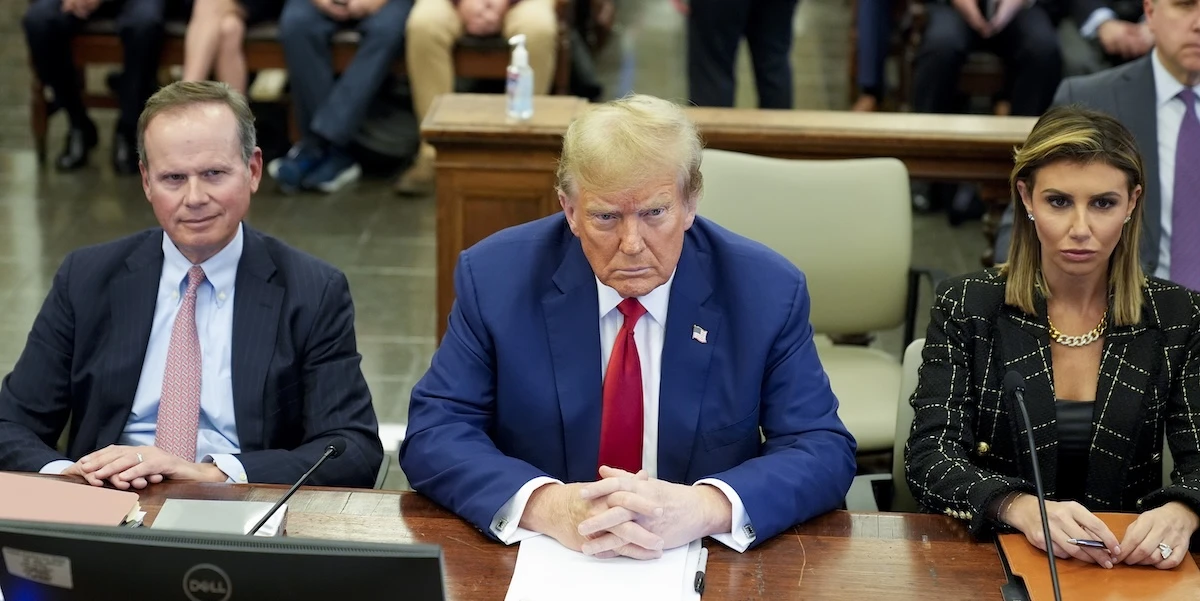 pochi secondi faUn tibunale d’appello di New York ha annullato la multa a Trump da mezzo milione di dollari per frode finanziaria